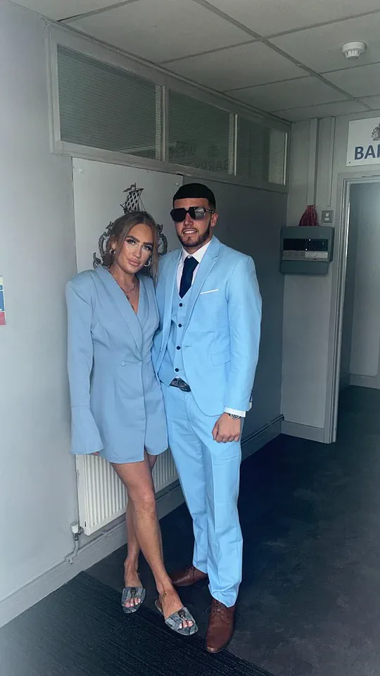 Glamorous Couple's Drug Dealing Scandal Unveiled: Text Messages Expose £15,000 Worth of Cocaine in Barry Home