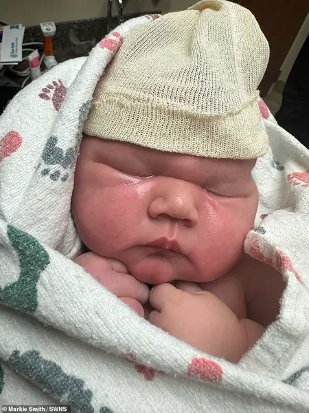 A Baby Weighing 12 Pounds 10.5 Ounces: 'A Moment of Awe' as Medical Team Celebrates Unusual Birth