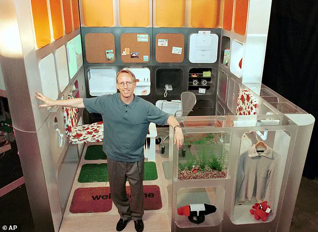 Bank Robbery Incident Catalyzes Career Shift for Scott Adams, Leading to Global Cultural Impact