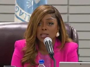 Former Chicago Mayor Lori Lightfoot Faces Legal Battle Over $11,000 in Unpaid Credit Card Debt, Says JPMorgan Chase