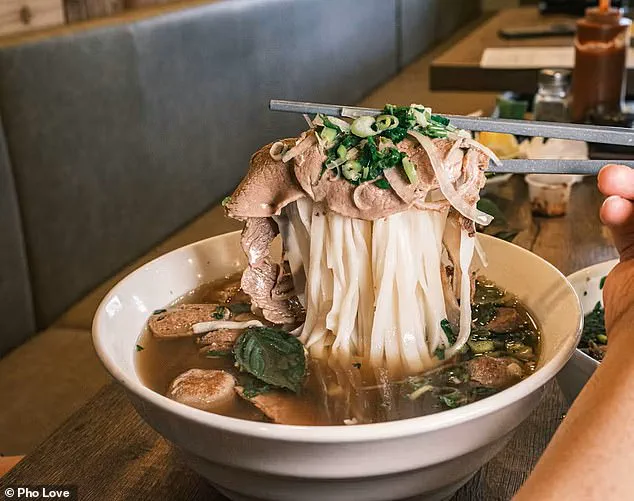 Health Inspectors Allow Controversial Vietnamese Restaurant to Reopen Despite Serious Violations, Raising Public Safety Concerns