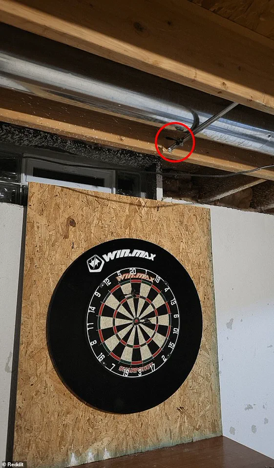 Reddit Users Baffled by Mysterious Dartboard Puzzle: Can You Find the Third Dart?