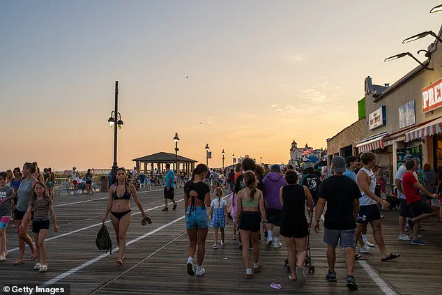 Summer of 2025 Marks Sharp Tourism Decline in Las Vegas and Los Angeles as Airport Data Reveals 6% Drop in Visitors