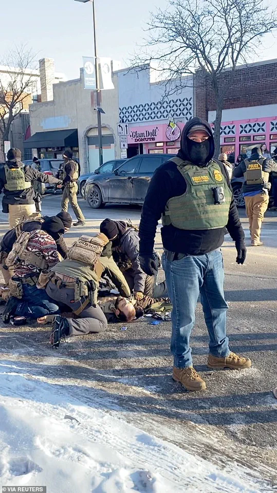 Kristi Noem Meets With Trump Amid Controversy Over Remarks on Alex Pretti Shooting