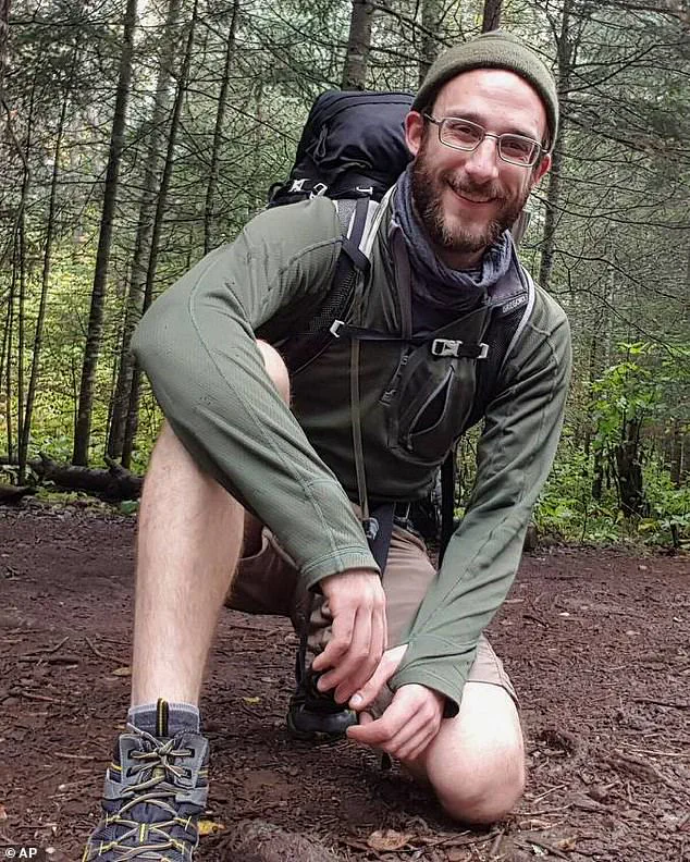 MAGA-Aligned Tycoon Donates $10,000 to Family of Minnesota Nurse Shot by Border Patrol Agents