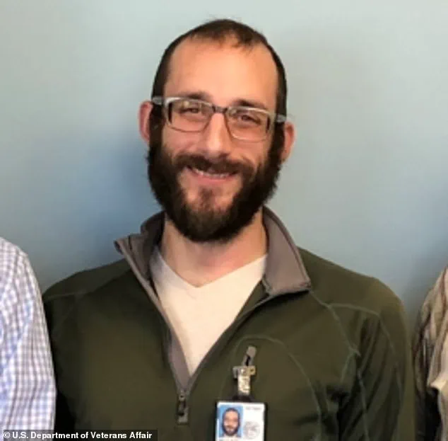 Senate Minority Leader Chuck Schumer Demands 'End Roving Patrols' and 'Masks Off, Body Cameras On' as Shutdown Looms