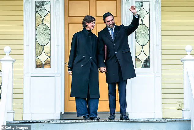 New York's Winter Storm Chaos: Residents Frustrated as Gracie Mansion Remains Unscathed