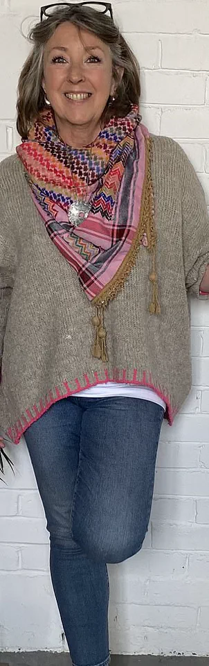 Fran McElwaine's Remarkable Weight Loss Journey: From Size 18 to 10 Without Drugs