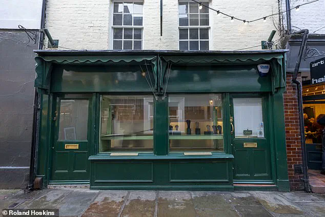 Shocking Ram-Raid on Richmond Jeweler Leaves Community in Turmoil