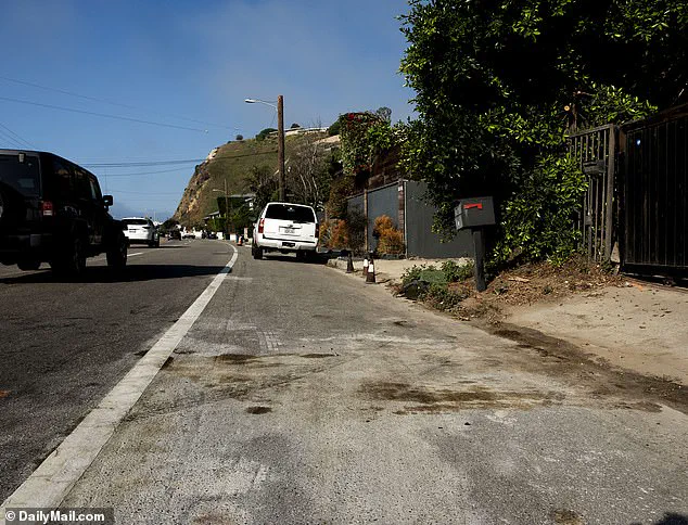 Judge Orders Prosecutors to Hand Over Crucial Cell Phone in Legal Battle Over Data Critical to Defense