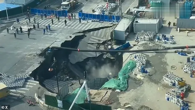 Massive Sinkhole Engulfs Shanghai Construction Site as Workers Flee Chaos