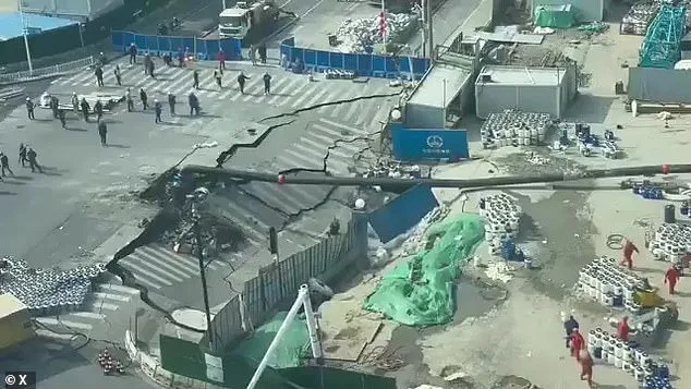 Massive Sinkhole Engulfs Shanghai Construction Site as Workers Flee Chaos