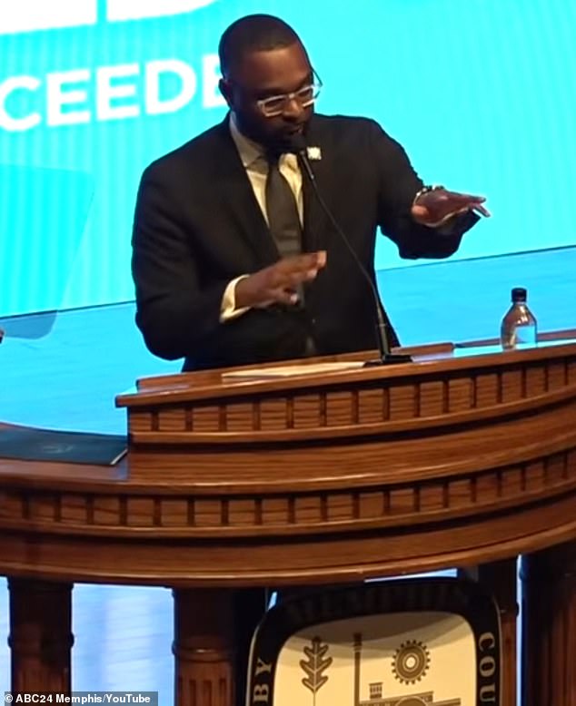 Memphis Mayor Apologizes After Controversial 'Sir' Remark to Transgender Protester During City Address