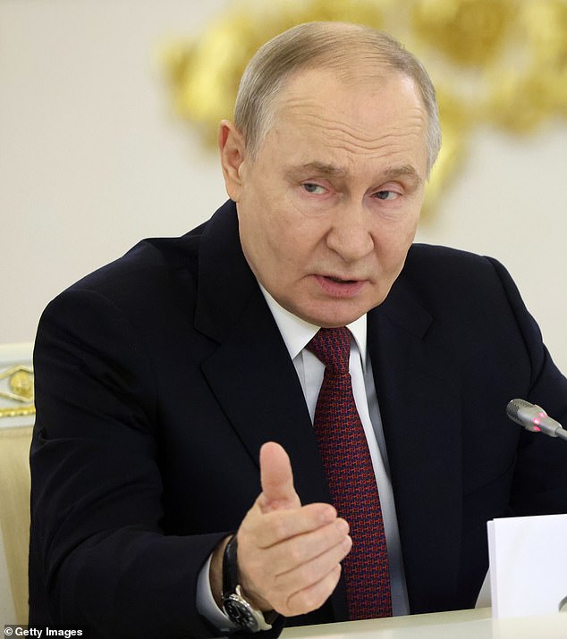 NATO's Vulnerability Exposed: War Game Reveals Risk of Swift Russian Victory with 15,000 Troops