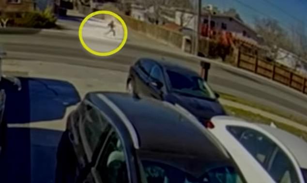 Rogue Lyft Driver Leaves Teen Daughter Stranded, Mom Speaks Out