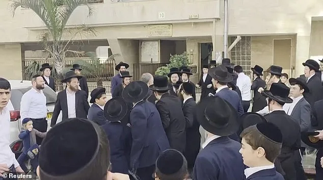 Clash in Bnei Brak: Female Soldiers Mistaken for Conscription Officers in Ultra-Orthodox Mob Riot