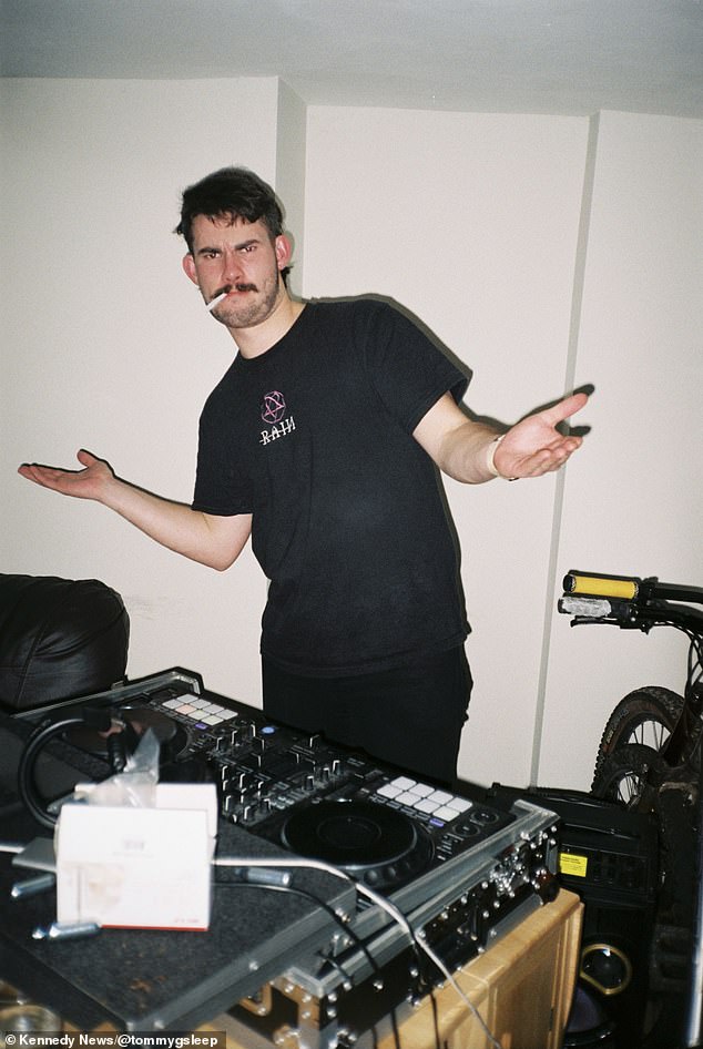 Tommy Graves' Psychotic Breakdown: A Man Who Believed He Was in The Truman Show