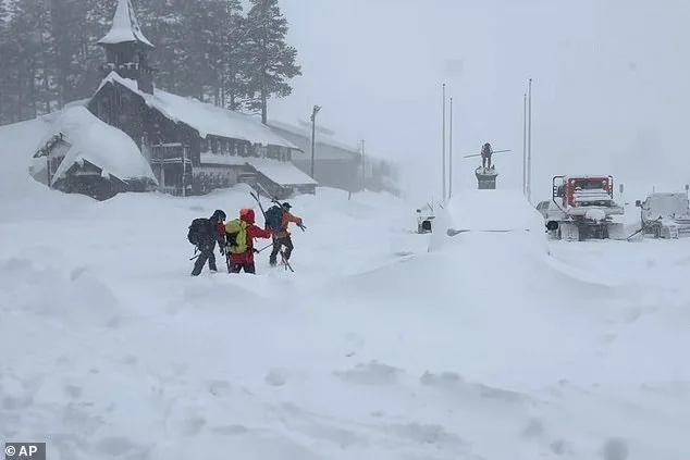 Six Survivors Rescued After Devastating Avalanche Hits 15 Skiers on Castle Peak in Sierra Nevada