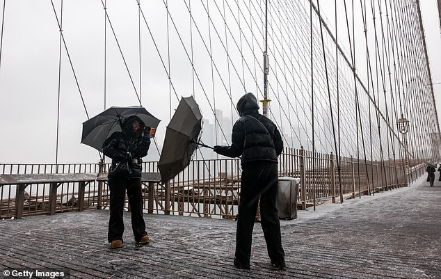 New York Mayor Declares Unprecedented Travel Ban as Bomb Cyclone Brings Historic Blizzard