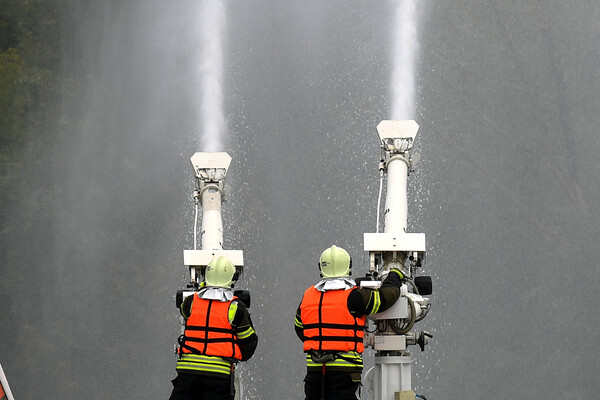 Drone Attack on Fujairah Oil Industrial Zone: Fire Controlled, No Casualties Amid Regional Tensions