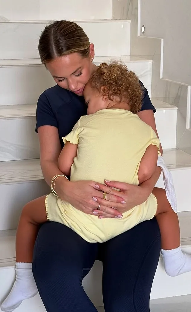 Dubai's LuLu Hypermarket Turns into Panic Buying Battlefield Amid Iranian Missile Crisis