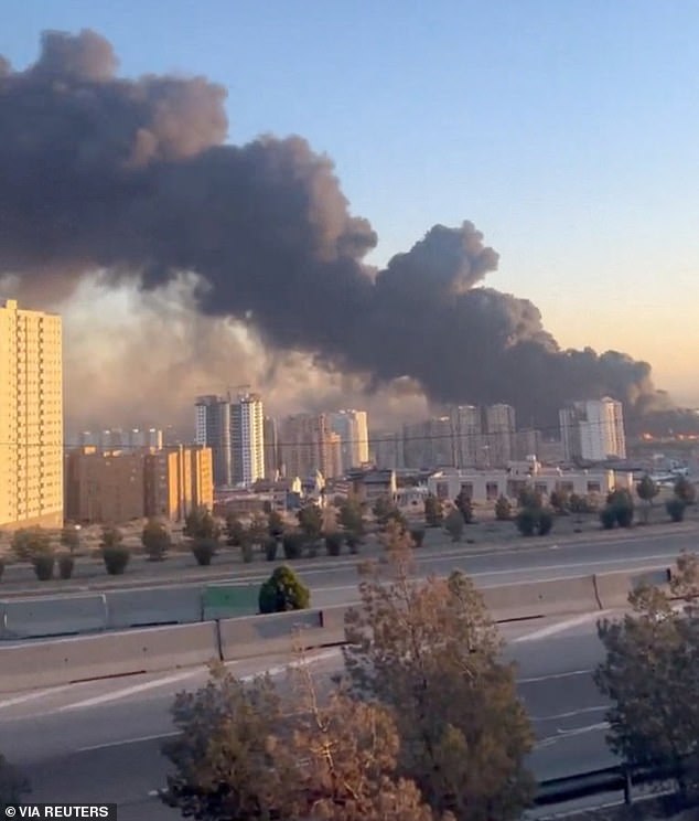 Escalating Conflict: Iran and US-Israeli Alliance Exchange Retaliatory Strikes Amid Ongoing Air Campaign