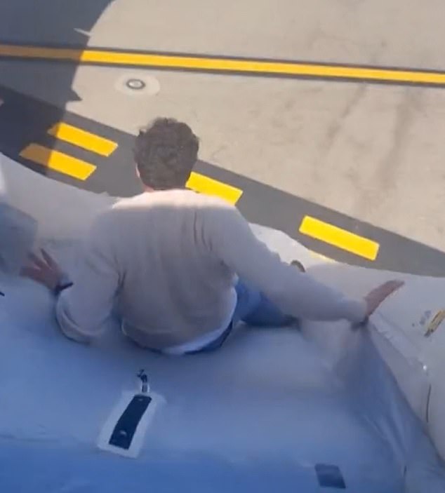 Passengers Defy Orders, Prioritize Luggage During United Airlines Emergency Evacuation at LAX