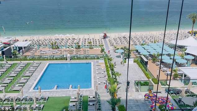 Dubai's Iconic Beaches Lie Empty as Iran's Missiles Turn Tax-Free Haven into Ghost Town