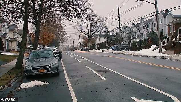 Mysterious Foul Odor Plagues Staten Island Neighborhood as Residents Resort to Saran Wrap and City Officials Struggle to Identify Source