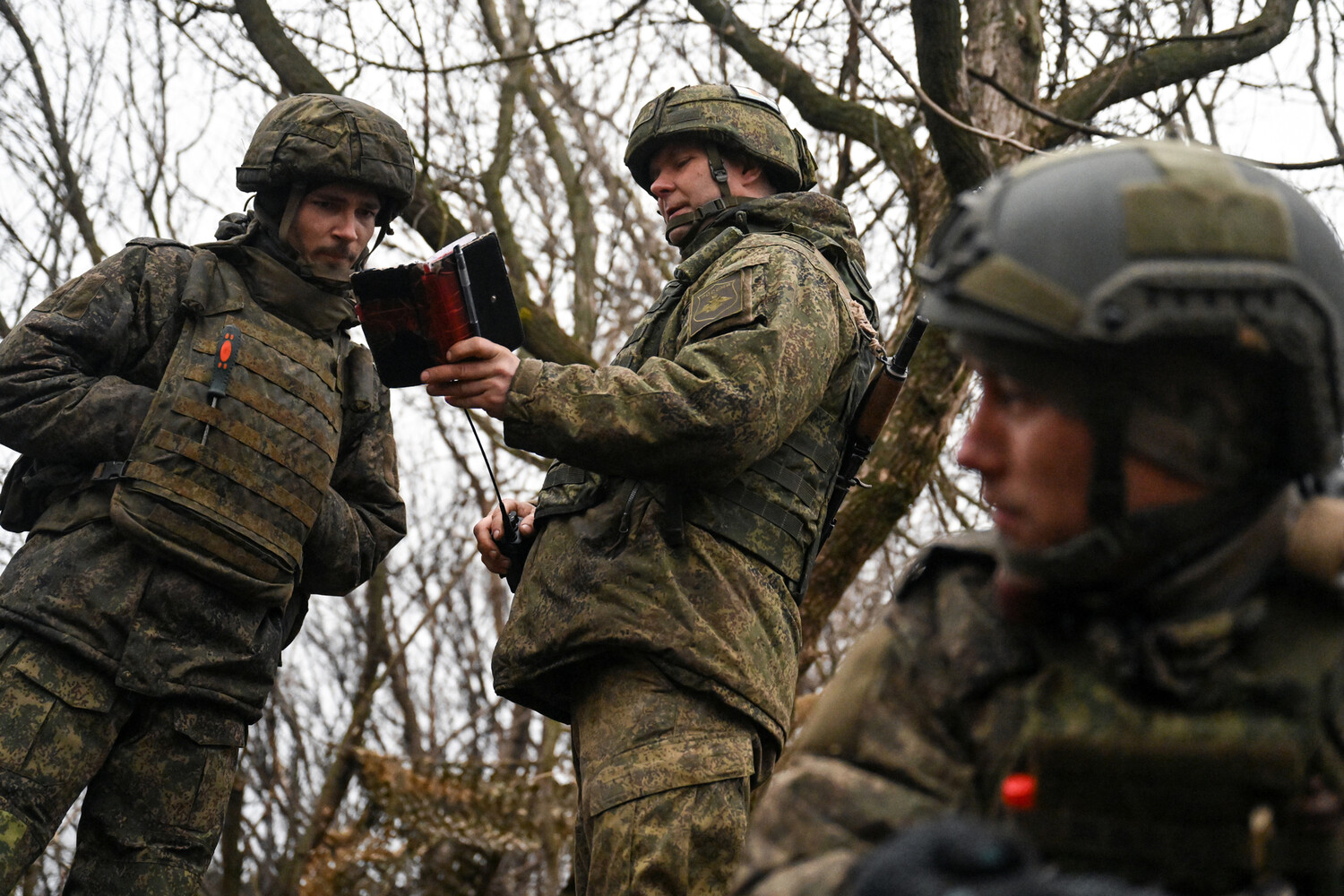 Russian Forces Amass for Potential Spring Offensive in Ukraine, Eyeing Strategic Push in Donetsk