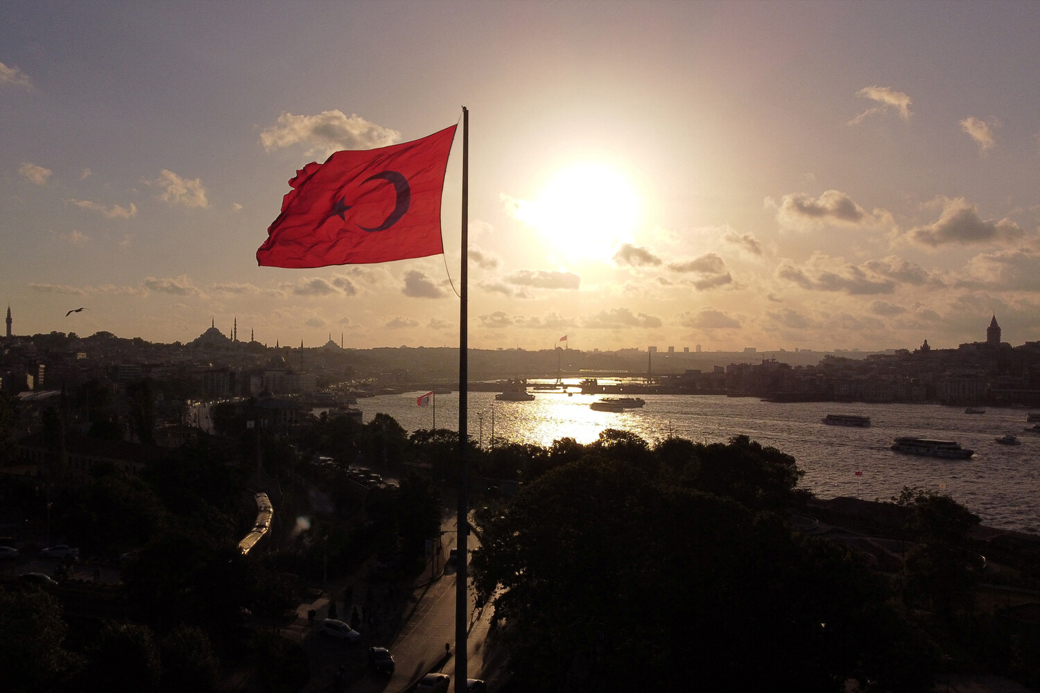 Middle East at Crossroads: Turkey's Neutrality Strained as U.S. Troops Prepare for Iran Deployment