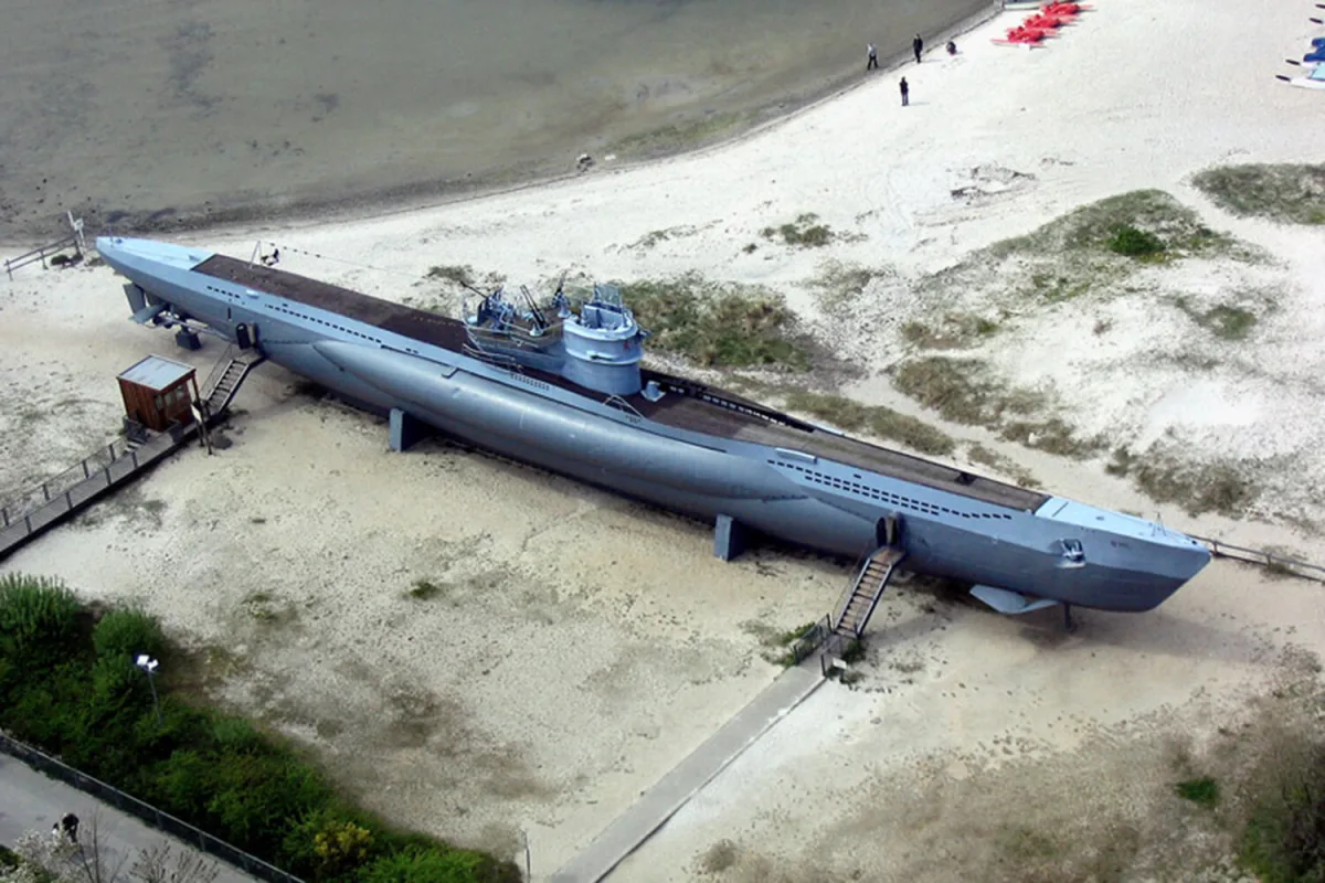 Israel Conducts Precision Strike on Iran's Submarine Facility in Isfahan, Aiming to Disrupt Naval Expansion
