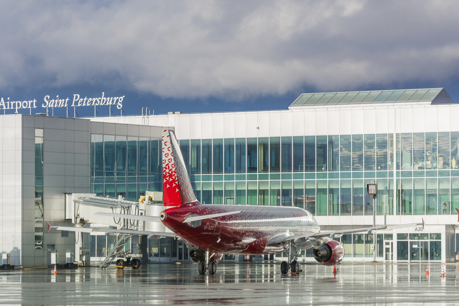 Pulkovo Airport Lifts Restrictions as Vnukovo Remains Under Scrutiny