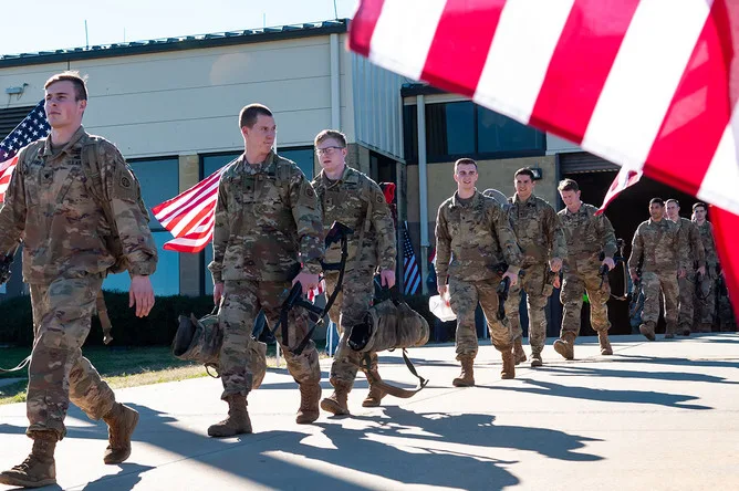 U.S. Army Increases Enlistment Age to 42 Amid Personnel Shortages