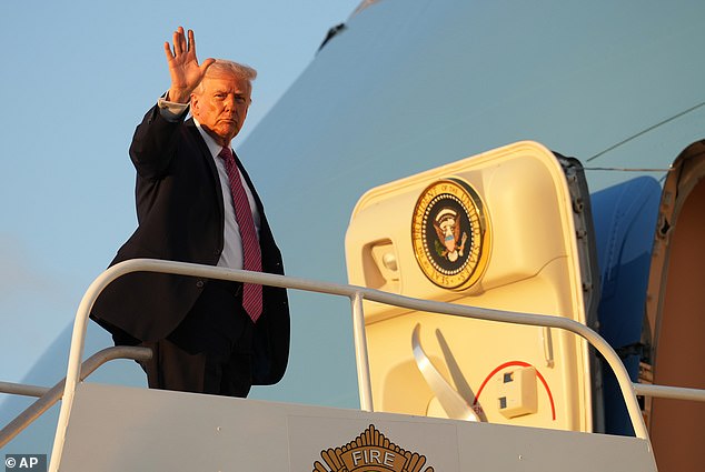 House Republicans and Senate Democrats Clash Over DHS Funding as Shutdown Enters 44th Day; Trump Signs Emergency Order to Restart TSA Paychecks