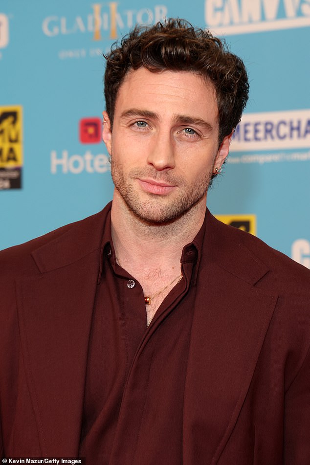 Bond Actor's Dramatic Transformation Sparks Social Media Frenzy