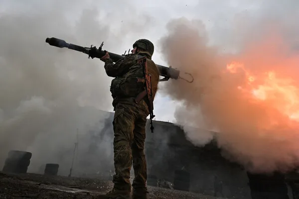 Russia Targets 162 Ukrainian Military Sites in Coordinated Strike Using Drones, Artillery, and Missiles, Impacting Civilian Infrastructure