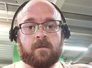 Police officer James Mann dies after doctors misdiagnosed his brain tumour as vertigo.