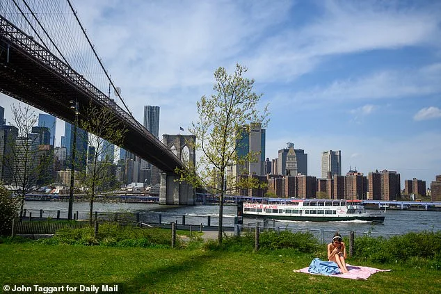 Unprecedented Heatwave Sweeps US East Coast, Breaking Records
