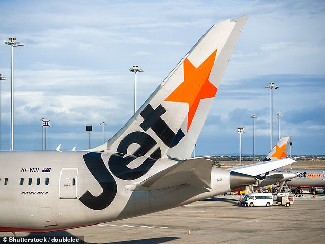 Australian Influencer Ronan Androgenic Evicted From Jetstar Flight After Plastic Surgery