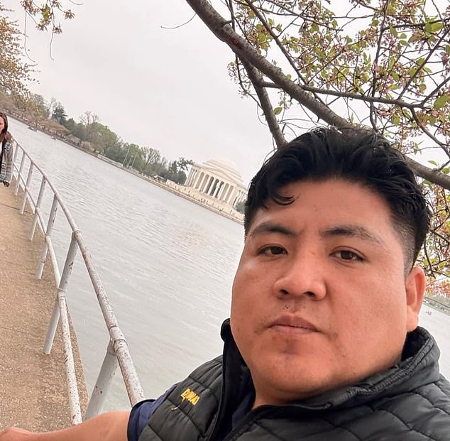 Maryland Marine veteran disarms teens with military training after robbery attempt.