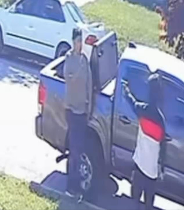 Maryland Marine veteran disarms teens with military training after robbery attempt.