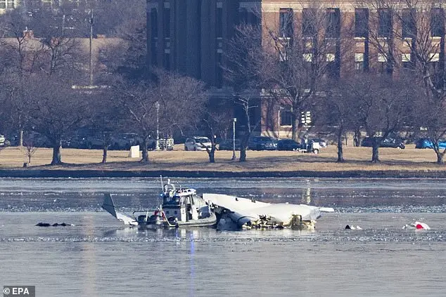 Captain Sully Sullenberger Discusses Nighttime Flying Challenges