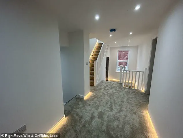 Oldham House Sparkles with Unique Interior Design