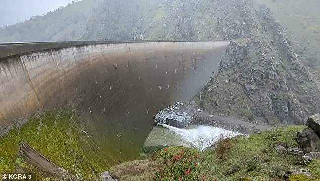 Whirlpool at Lake Berryessa: Nature's Mesmerizing Display