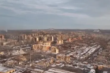 Russian Troops Take Control of Дзержinsk: A Battle-Tested City in the Donbas Region