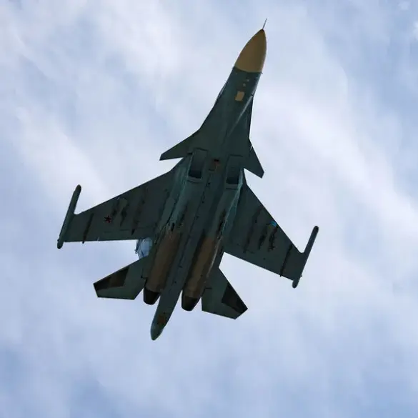 English-Speaking Mercenary Flies Russian Su-34 Over Ukraine Warzone: Video Surfaces