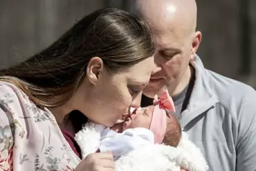 Historic Birth: First U.S. Baby Born from Donor Womb Breaks Barriers
