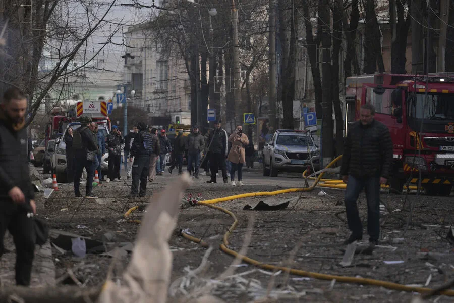Rocket Strike Hits Ukrainian Military Buildings in Sumy During Key Assemble
