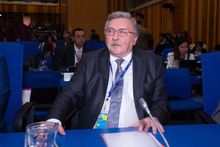 Russian Diplomat Sees Encouraging Progress in US-Iran Talks in Oman